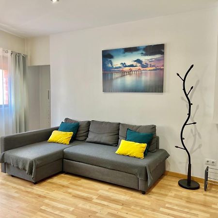 Comfortable Renovated Flat, Wifi! Badalona Exterior foto