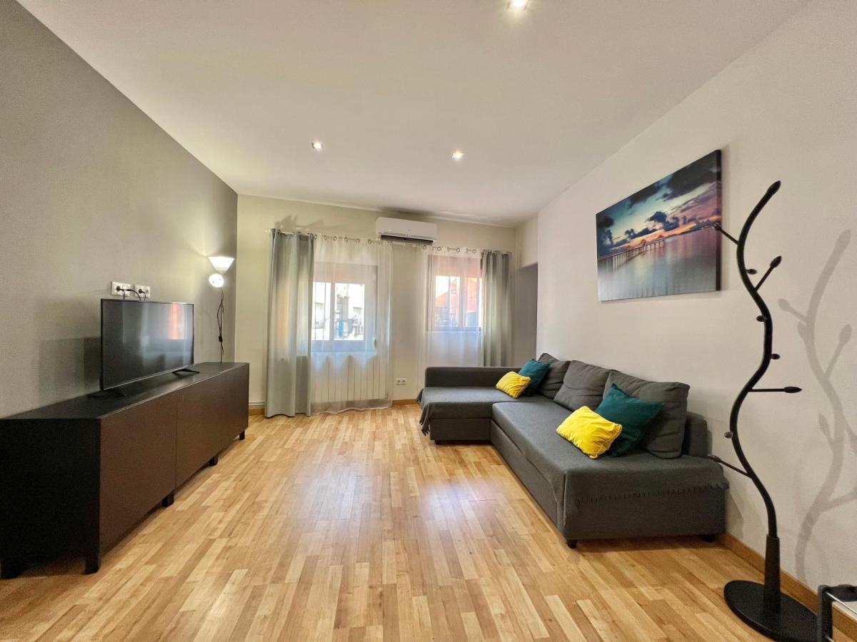 Comfortable Renovated Flat, Wifi! Badalona Exterior foto