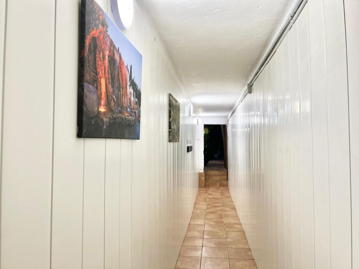 Comfortable Renovated Flat, Wifi! Badalona Exterior foto